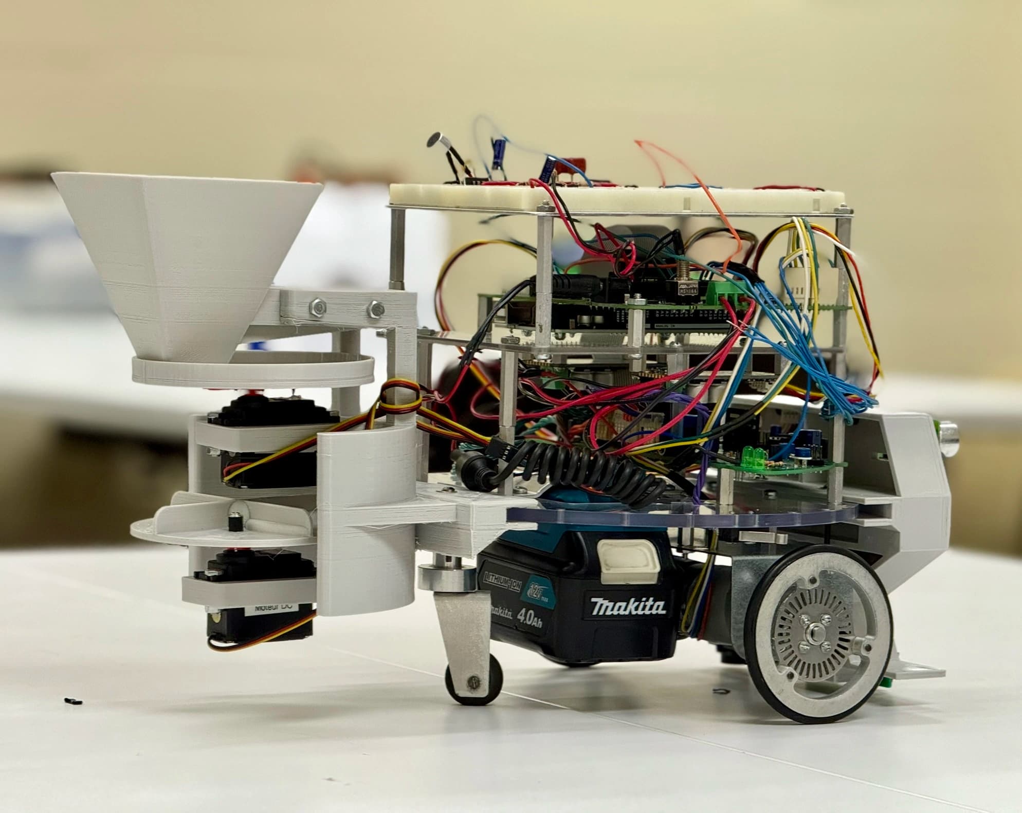 IceSee: Ice Detection and Salt Spreading Robot